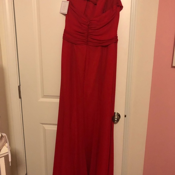 Bridesmaid/ formal gown - Picture 2 of 3